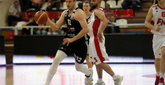 Partizanovo moranje na premijeri u Pioniru!