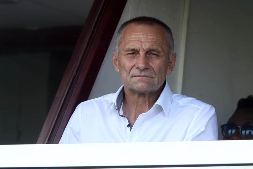 Javio se i Binić: Muka mi je više od Partizana!