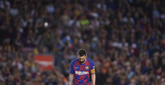 Istina o Barsi: Duguju na sve strane!