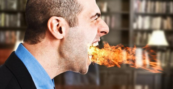 Stručnjaci: Psovanje na poslu jača tim