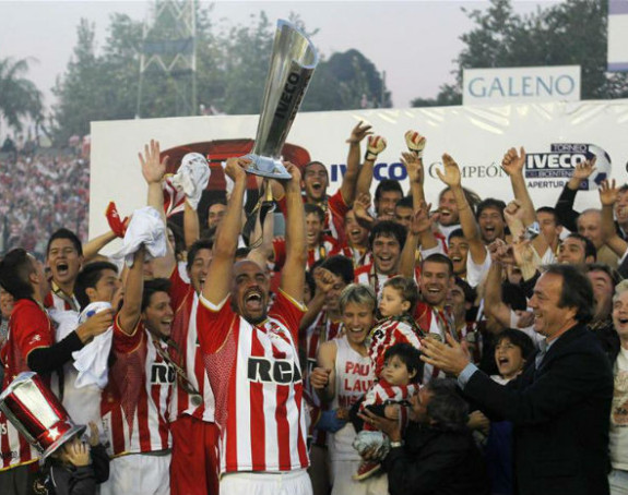 Vraća se, a nije zezanje: Veron u 42. godini igra Kopa Libertadores!