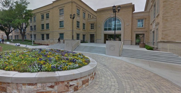 Teksas: Studenti bježe u sklonište