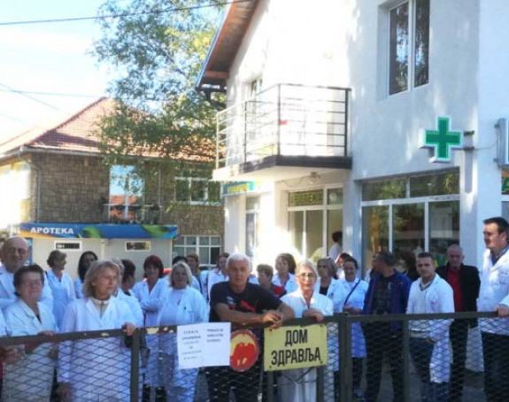 Nastavljen štrajk ljekara u Vlasenici
