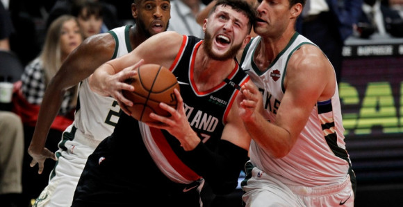 Nurkićevih 12, Mekalumovih 40!