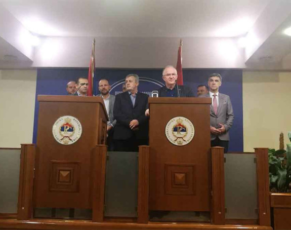 Драган Чавић више није опозиционар