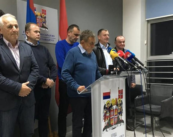 Траже одржавање Скупштине СДС-а
