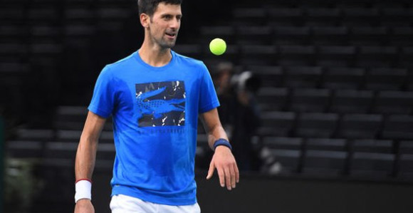 Ђоковић иде у борбу да се врати на прво место.