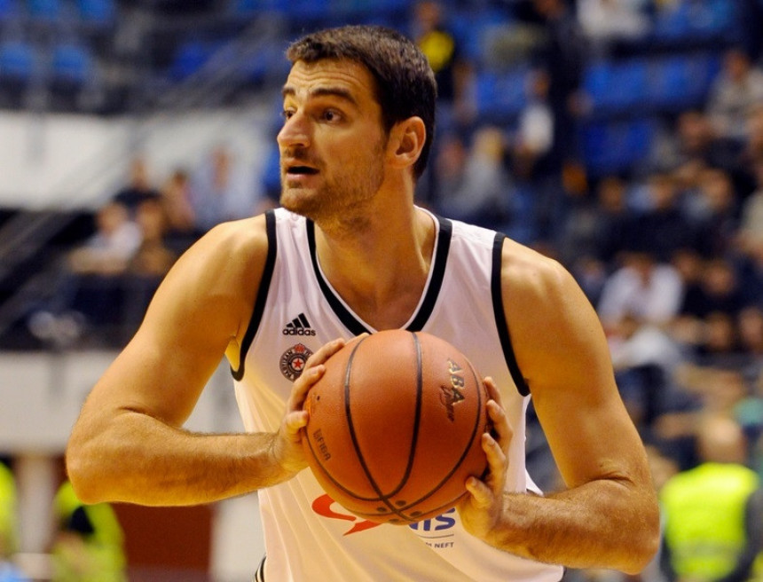 Vitkovac: Znam da nerviramo navijače!