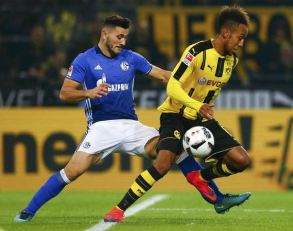 Zvijezda Bundeslige, Sead Kolašinac, može da bira - Klop ili Gvardiola?
