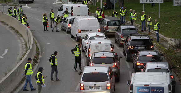 Стао и рукомет у Француској, Србија - Русија ОДЛОЖЕНО!