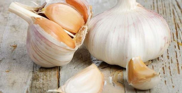 Bijeli luk ublažava prehladu za tri sata