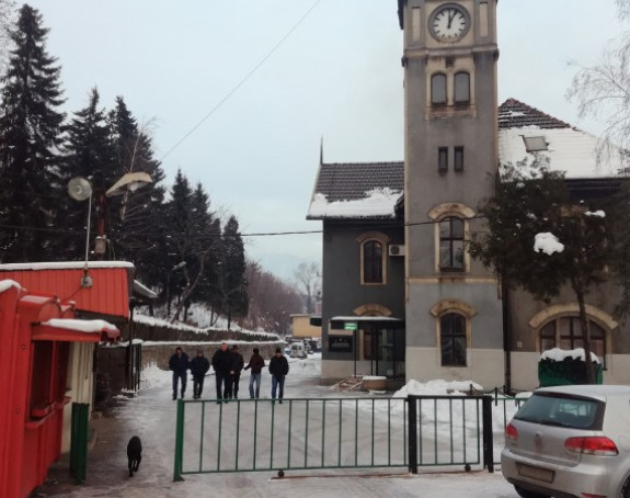 Rudari odbijaju sići u jame