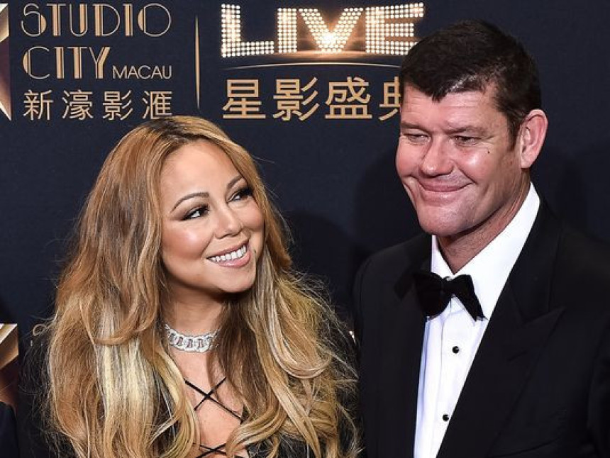 Sudbonosno "da" pred Mikijem Mausom