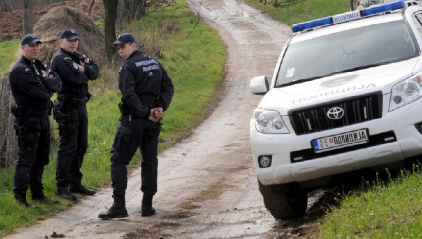 Udavio se u septičkoj jami vršeći nuždu