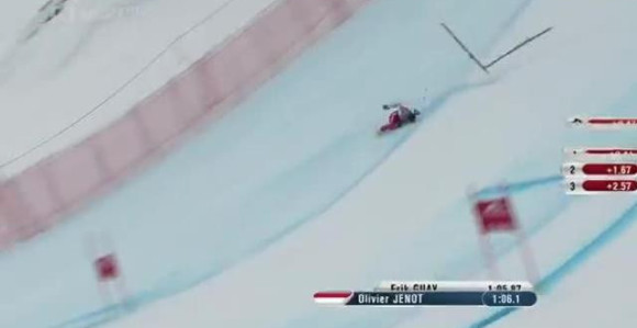 Video: Jeziv pad na SP u Sankt Moricu, skijaš vrištao od bolova!