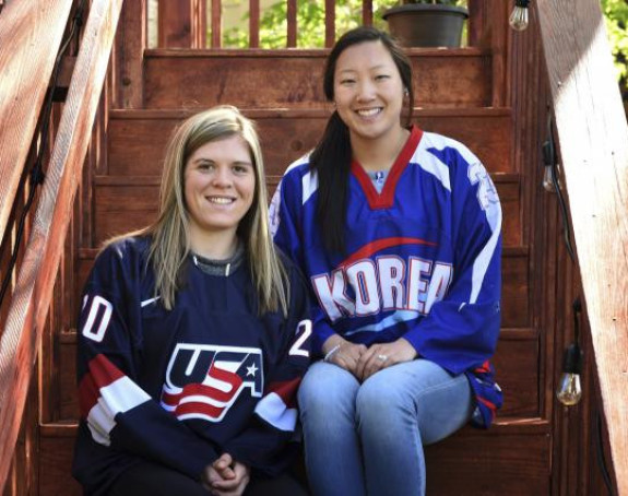 Sestre hokejašice na ZOI - jedna za SAD, druga za Koreju!