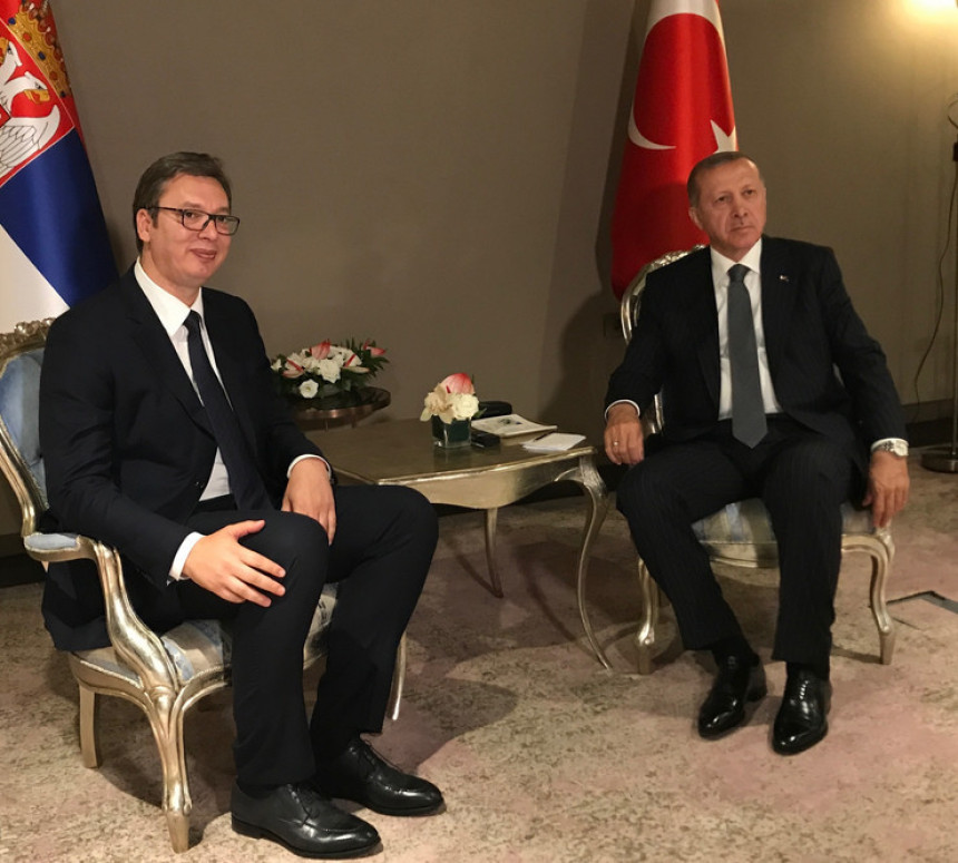 Poziv Erdoganu da posjeti Srbiju
