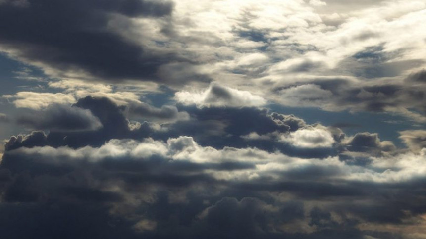 Pretežno oblačno, sutra toplije 