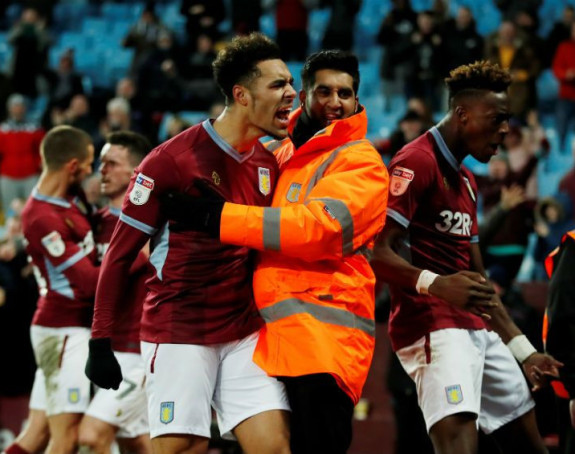 Čempionšip: Aston Vila od 0:3 do 3:3 za osam minuta!