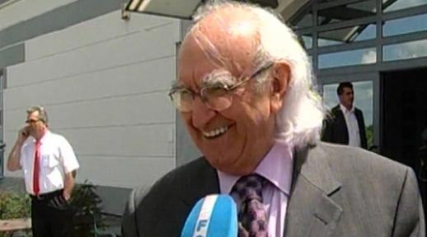 "Pavlović je bolje, ali ostaje u bolnici"