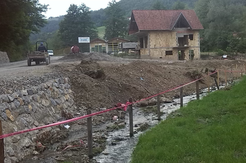 Mještani Brštice kod Krupnja u očaju