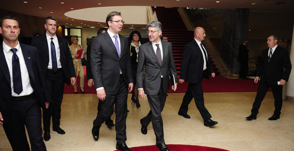 Vučić je dobrodošao u Sarajevo