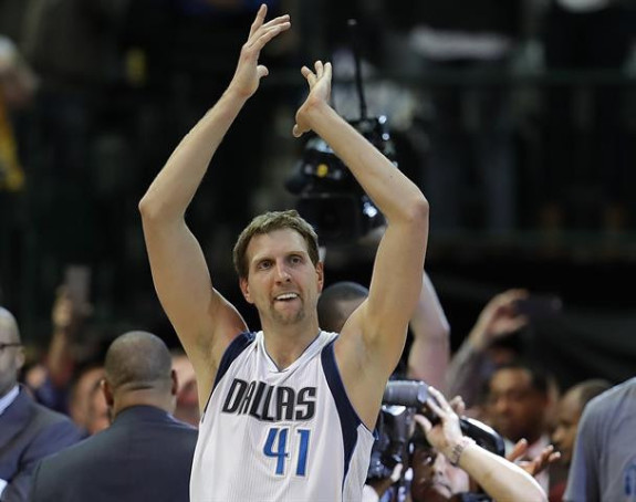 Video: 30.000 - Dirk Novicki ispisao istoriju!