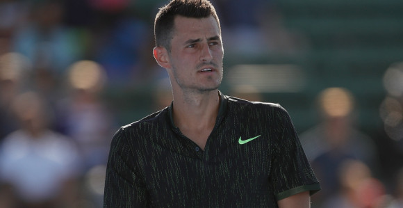 Bernard Tomić, ''Spavaća soba'' i ''Španska mušica''...