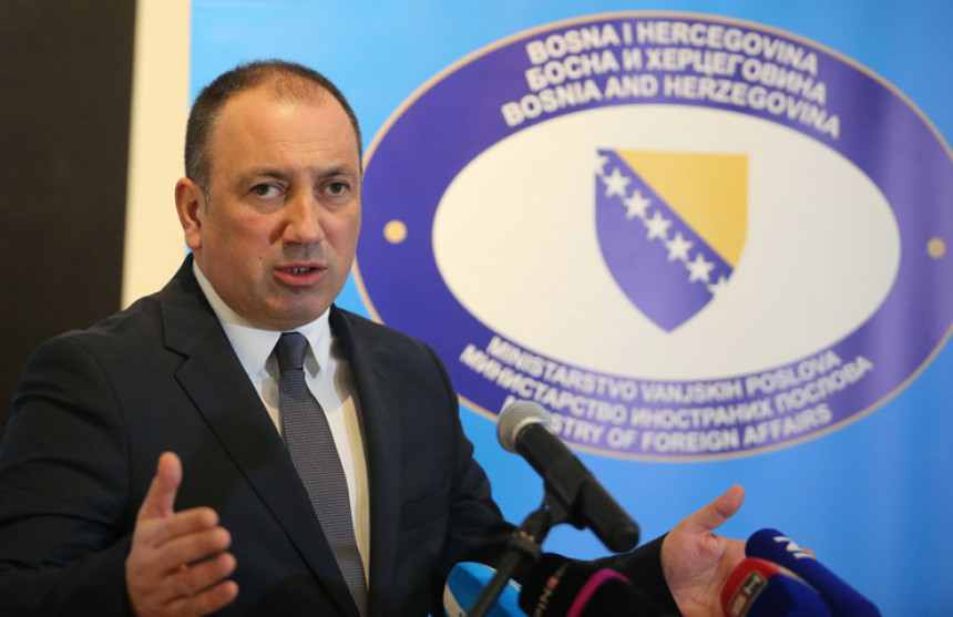 "Zapošljavani preko konkursa"