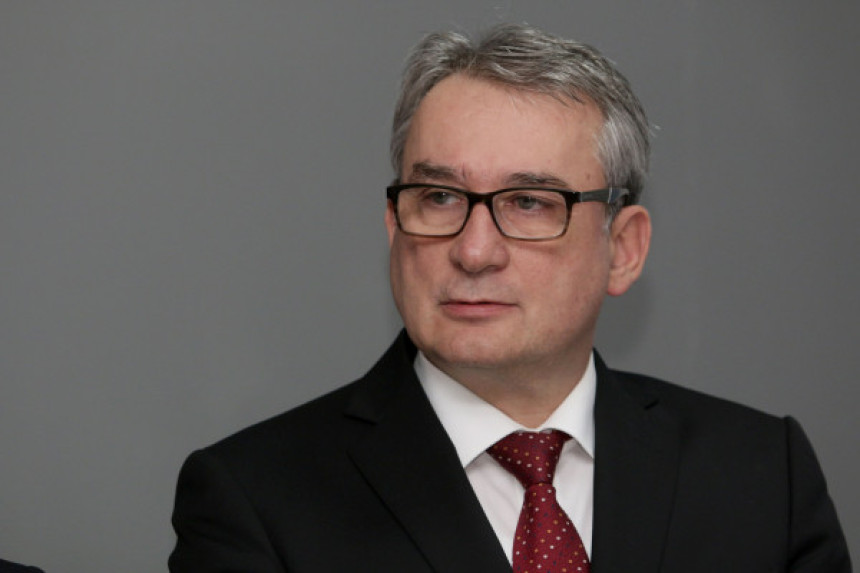 Акцизе су договор СДА и СНСД