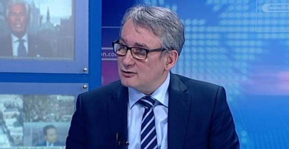 "Za akcize jedna godišnja plata"