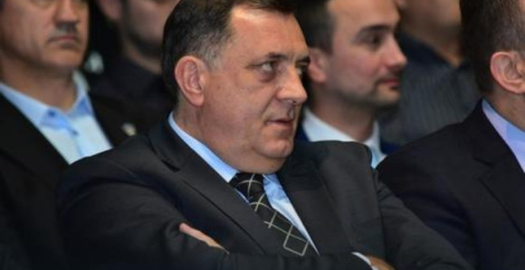 Uhapšen jer je prijetio Dodiku