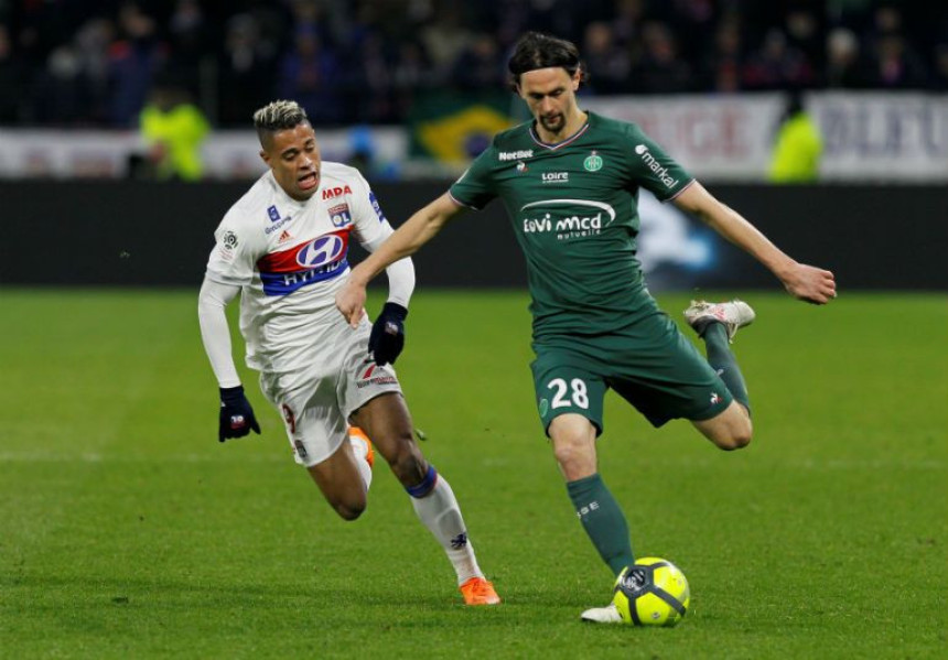 Odlučeno: Neven Subotić slobodan od ljeta!