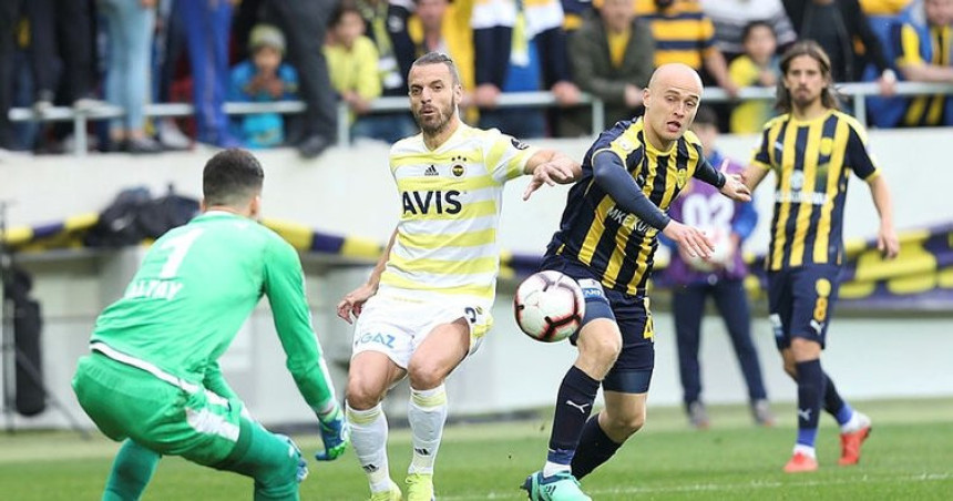 TUR: Fener se izvukao u Ankari, ali i dalje visi!