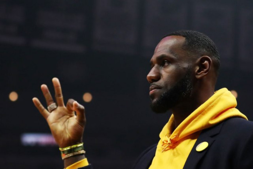 Lebron: Boriću se za titulu dokle god igram!