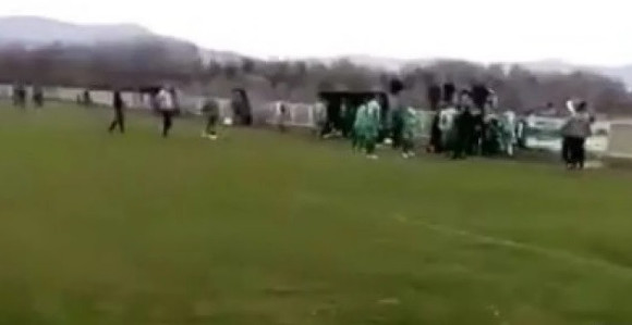 "Fudbal" u Tuzli: Pucnjava, pa prebijanje sudije!