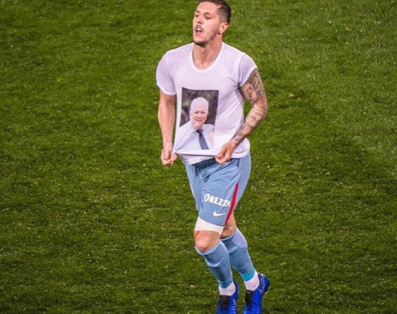 Jovetićeva posveta preminulom ocu...