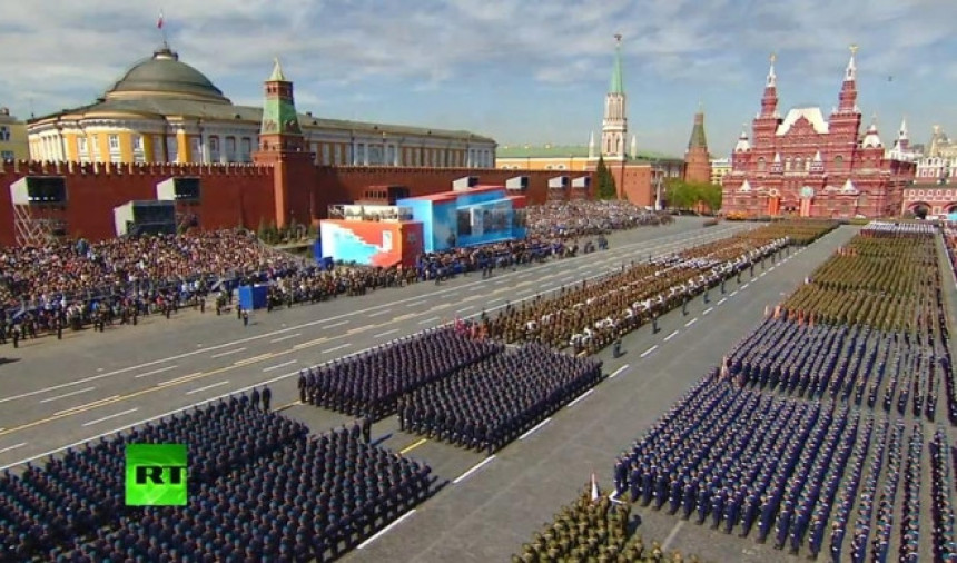 Директан пренос параде на БН ТВ