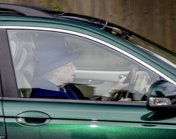 Kraljica vozi iako ima 91 godinu