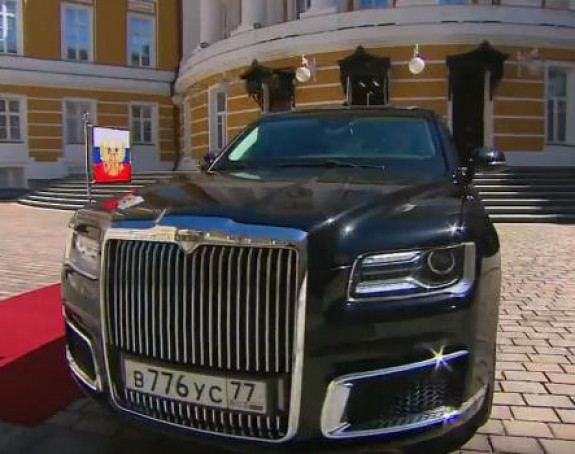 Kako izgleda novo Putinovo vozilo