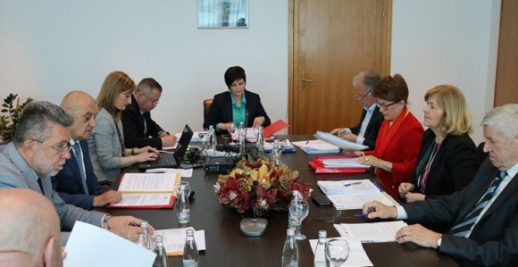 Zakon o PDV-u  u parlamentima