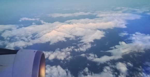 Нестао авион на лету из Париза