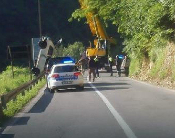 "Golfom dva" sletio u Vrbas: Dvoje poginulih