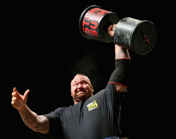 Видео - Грегор ''Планина'' Клигејн: Роналдо, смрвићу ти главу!!!