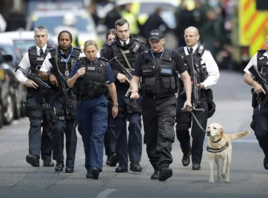 London: Pronađen sumnjivi paket