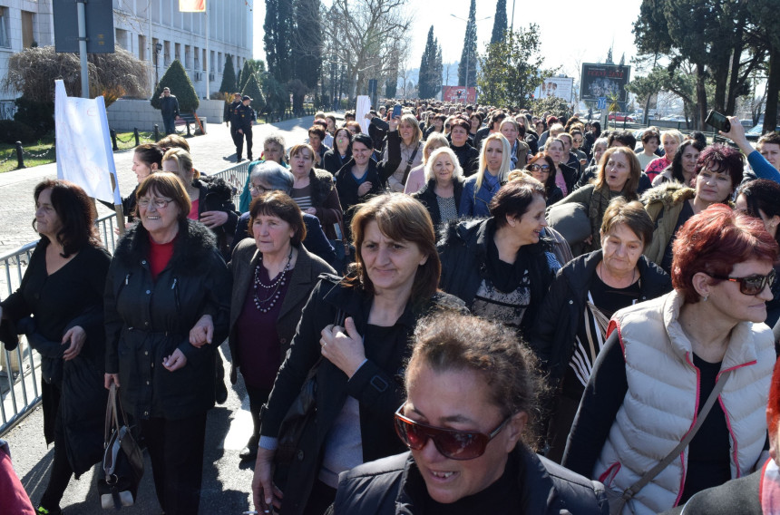 Ponovo protest majki u Podgorici