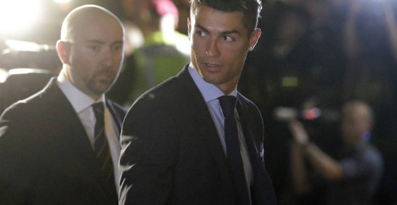 Real prelomio: Bolje lova Nejmaru nego Ronaldu!