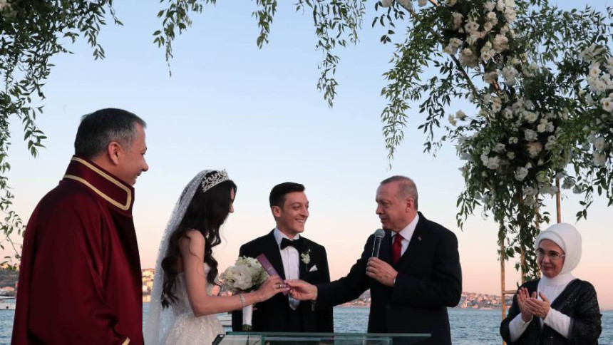 Ердоган свједок на вјенчању