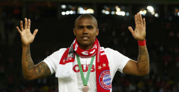 Готово: Даглас Коста стиже за 50.000.000 евра!