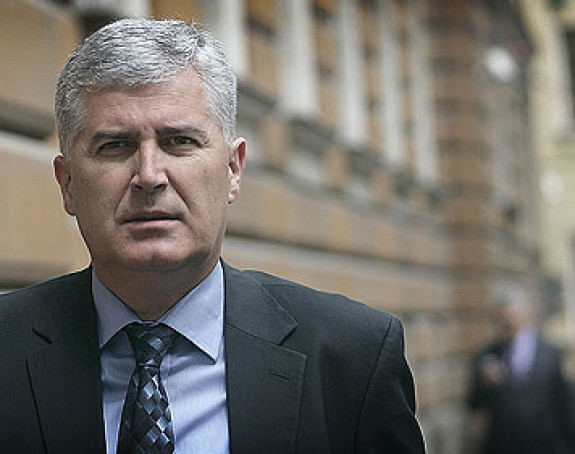Neće biti smjene Savjeta ministara 